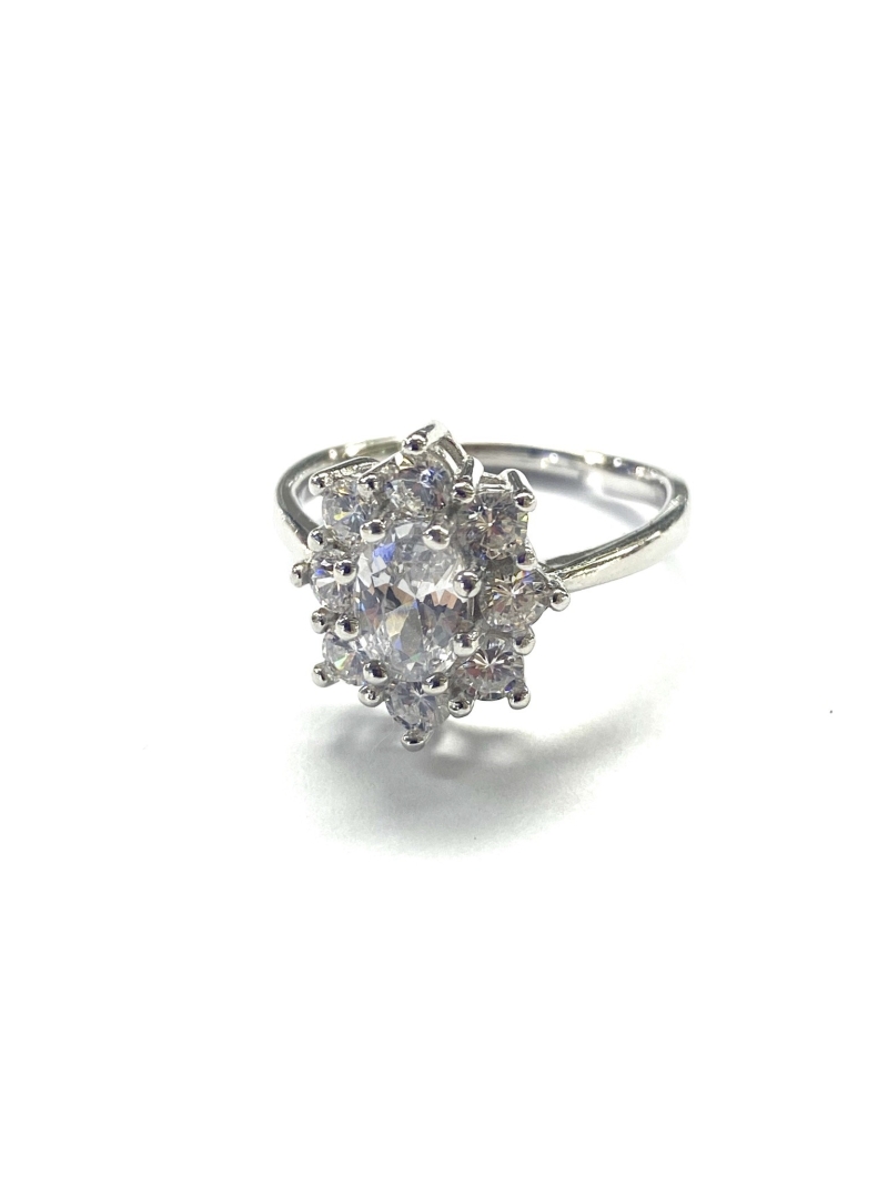 Acquista ora anello kate (bianco) su elefantebianco.jewelry