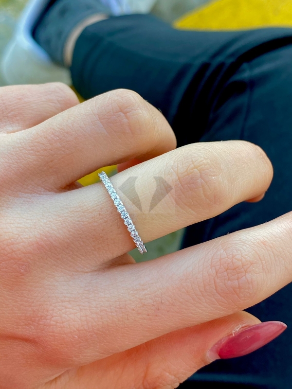 Acquista ora Anello veretta basic su elefantebianco.jewelry