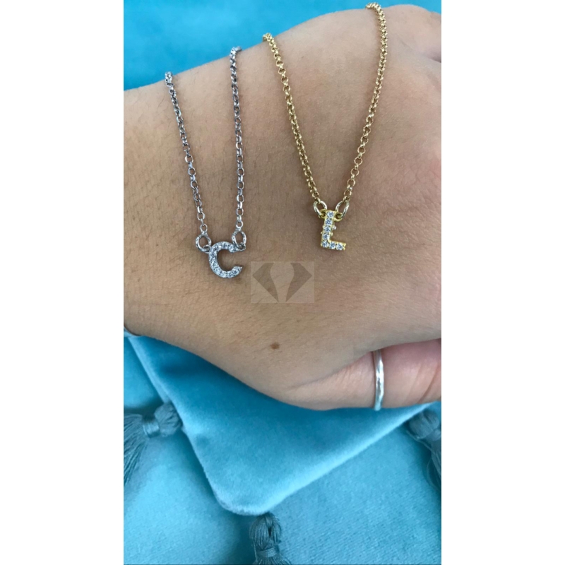 collana lettera personalizzabile con zirconi in argento 925%