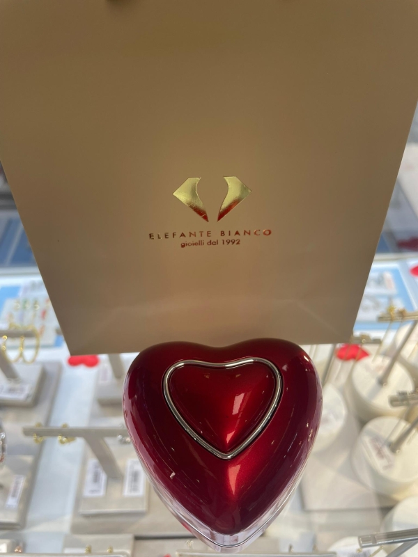 astuccio cuore led