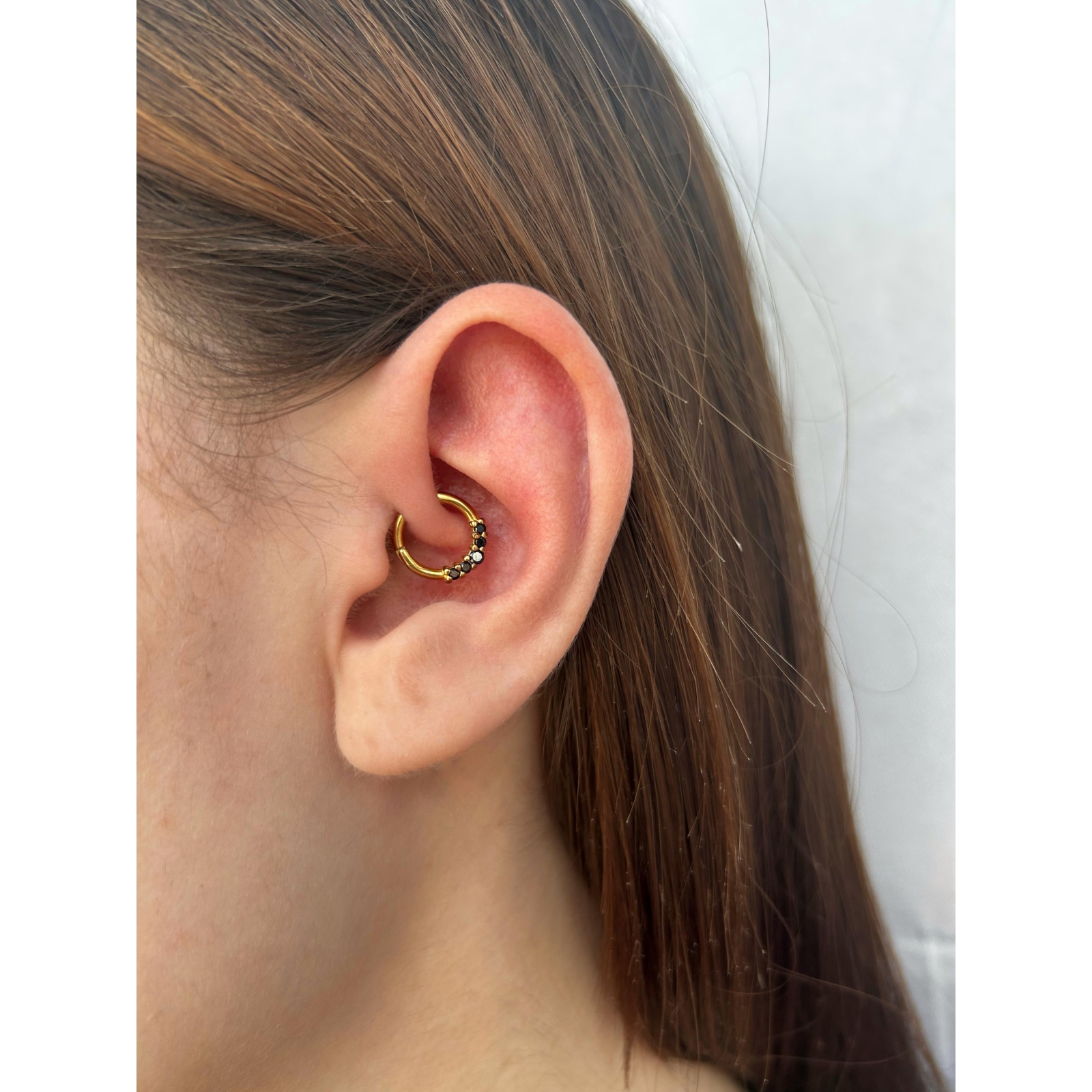 Acquista ora piercing cerchietto gold pietre nere su elefantebianco.jewelry