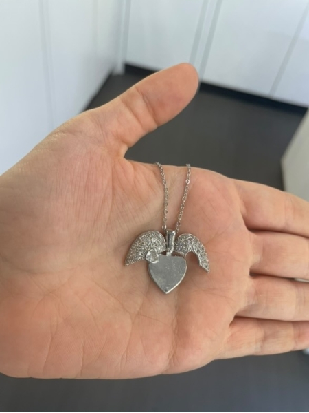 Collana cuore che si apre incisione omaggio 2