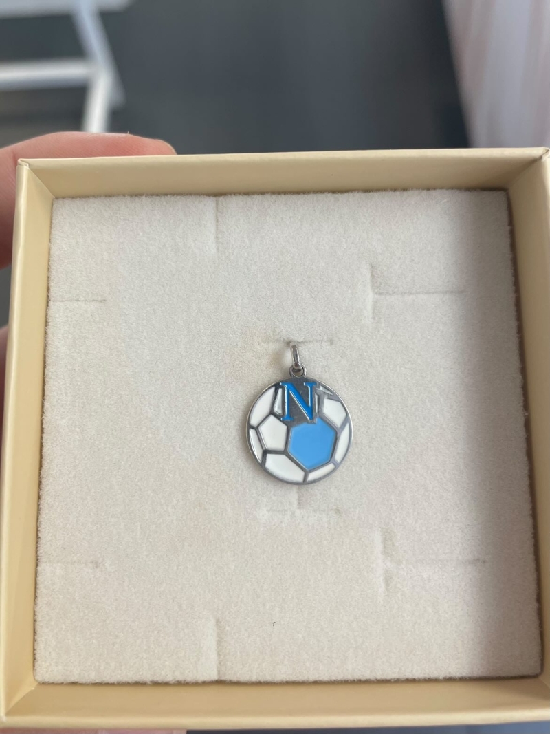 Acquista ora ciondolo smaltato pallone napoli su elefantebianco.jewelry