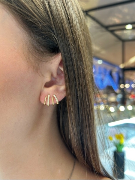 Acquista ora orecchini cuffia con zirconi su elefantebianco.jewelry