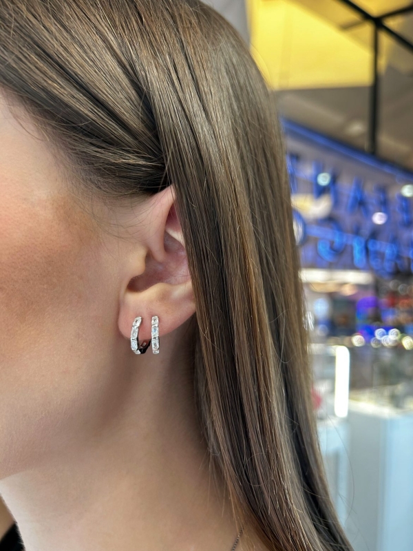 Acquista ora cerchietti baguette luminose avanti e dietro su elefantebianco.jewelry