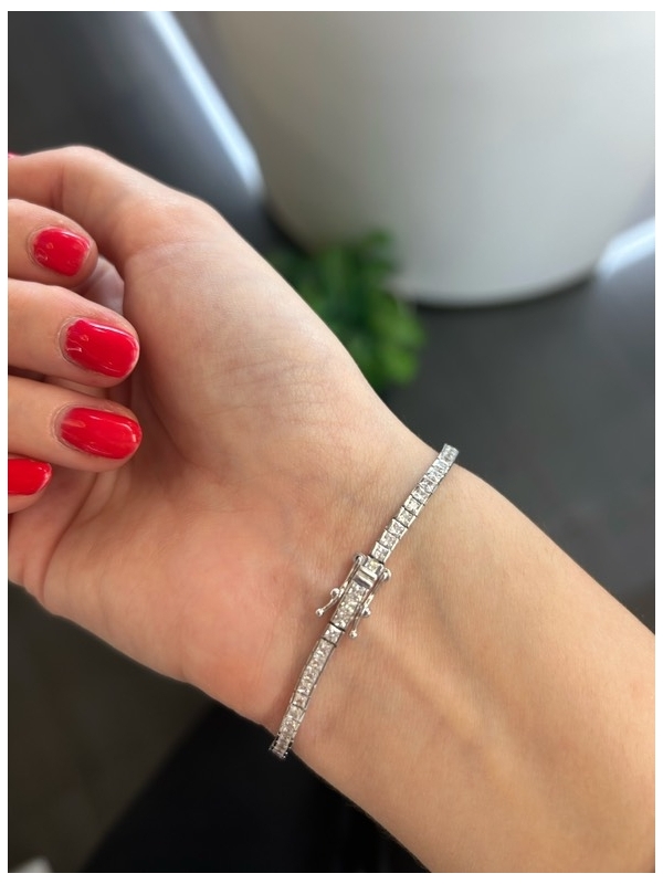Acquista ora tennis carrè bianco su elefantebianco.jewelry