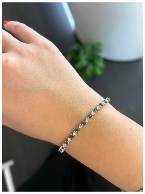 Acquista ora tennis tutti cuori verde e bianco su elefantebianco.jewelry