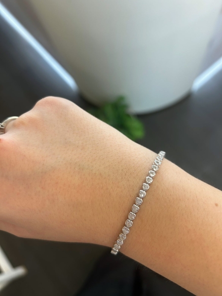 Acquista ora tennis cipollina cuori su elefantebianco.jewelry