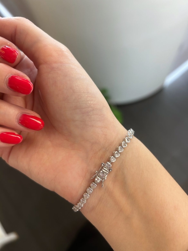 Acquista ora tennis cipollina cuori su elefantebianco.jewelry