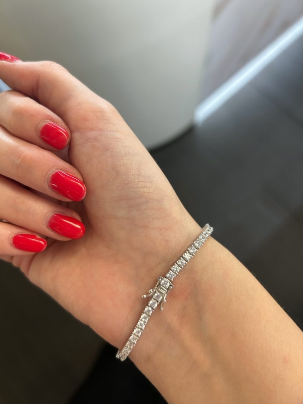 Acquista ora tennis con gocce su elefantebianco.jewelry