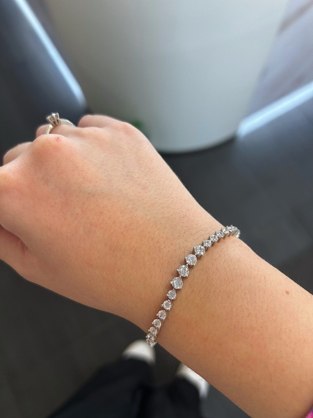 Acquista ora tennis tutti cuori a scalare su elefantebianco.jewelry