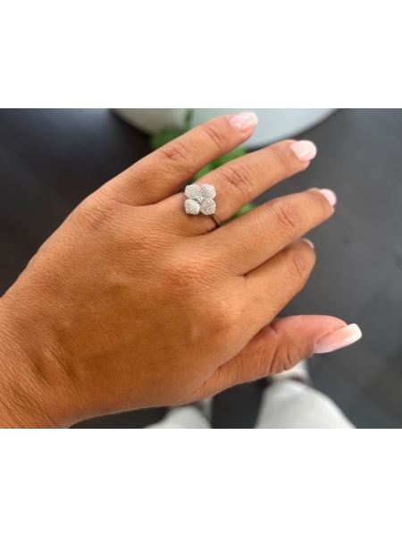Acquista ora Anello fiore di loto su elefantebianco.jewelry