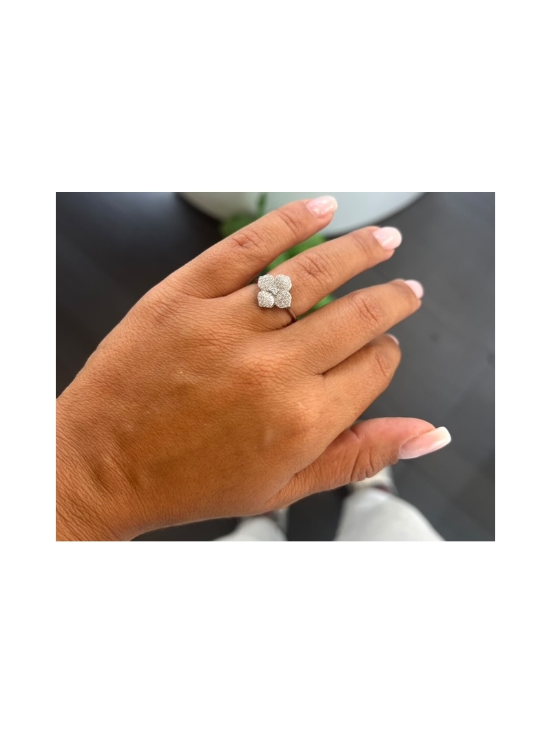Acquista ora Anello fiore di loto su elefantebianco.jewelry
