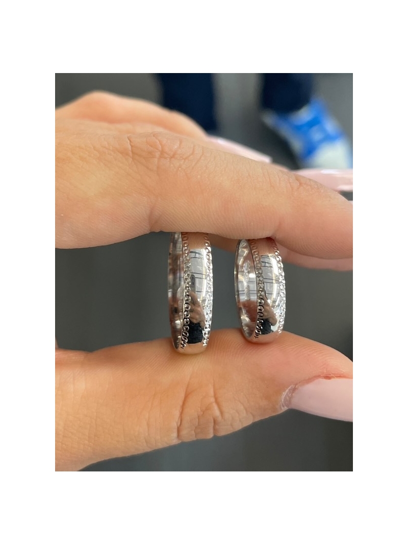 Acquista ora fedina lati esterni puntinati su elefantebianco.jewelry