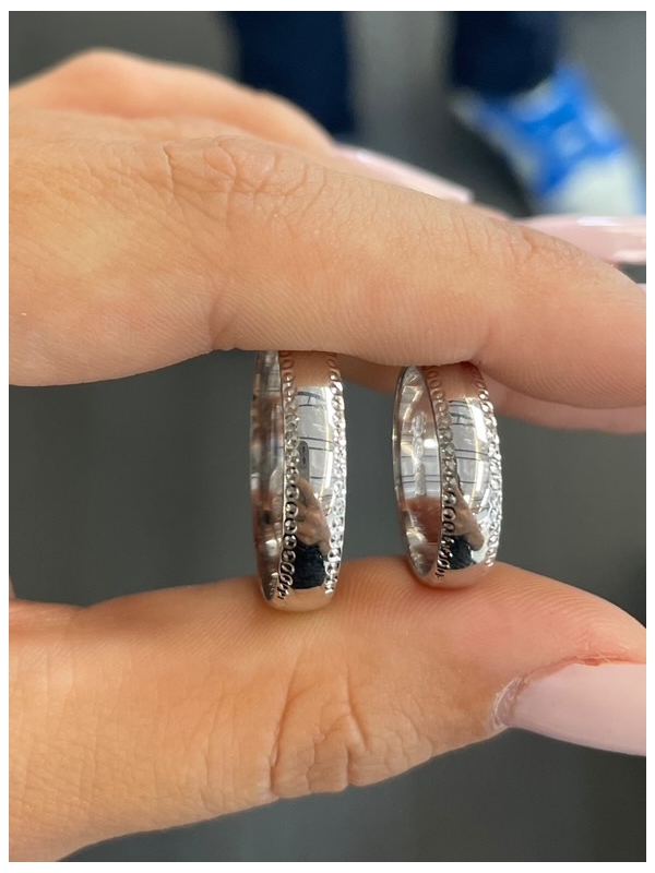 Acquista ora fedina lati esterni puntinati su elefantebianco.jewelry