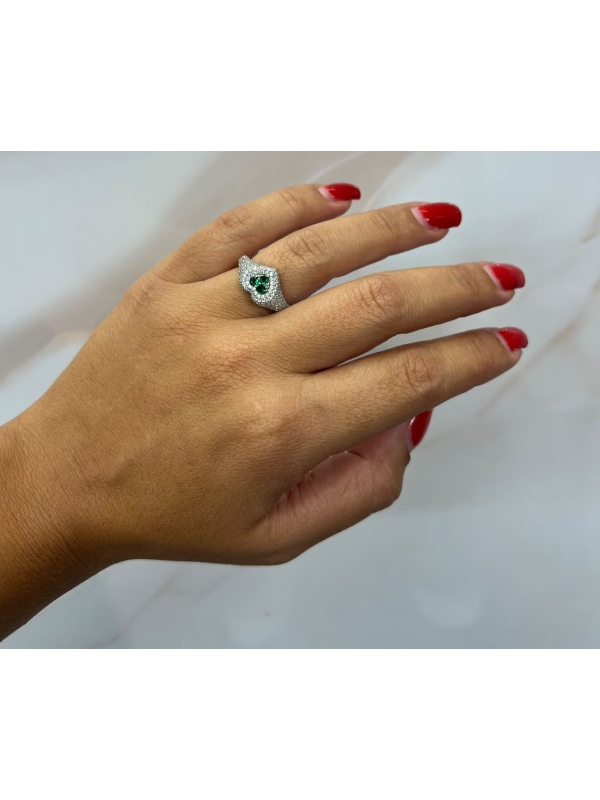 Acquista ora Anello cuore con 3 punti luce su elefantebianco.jewelry