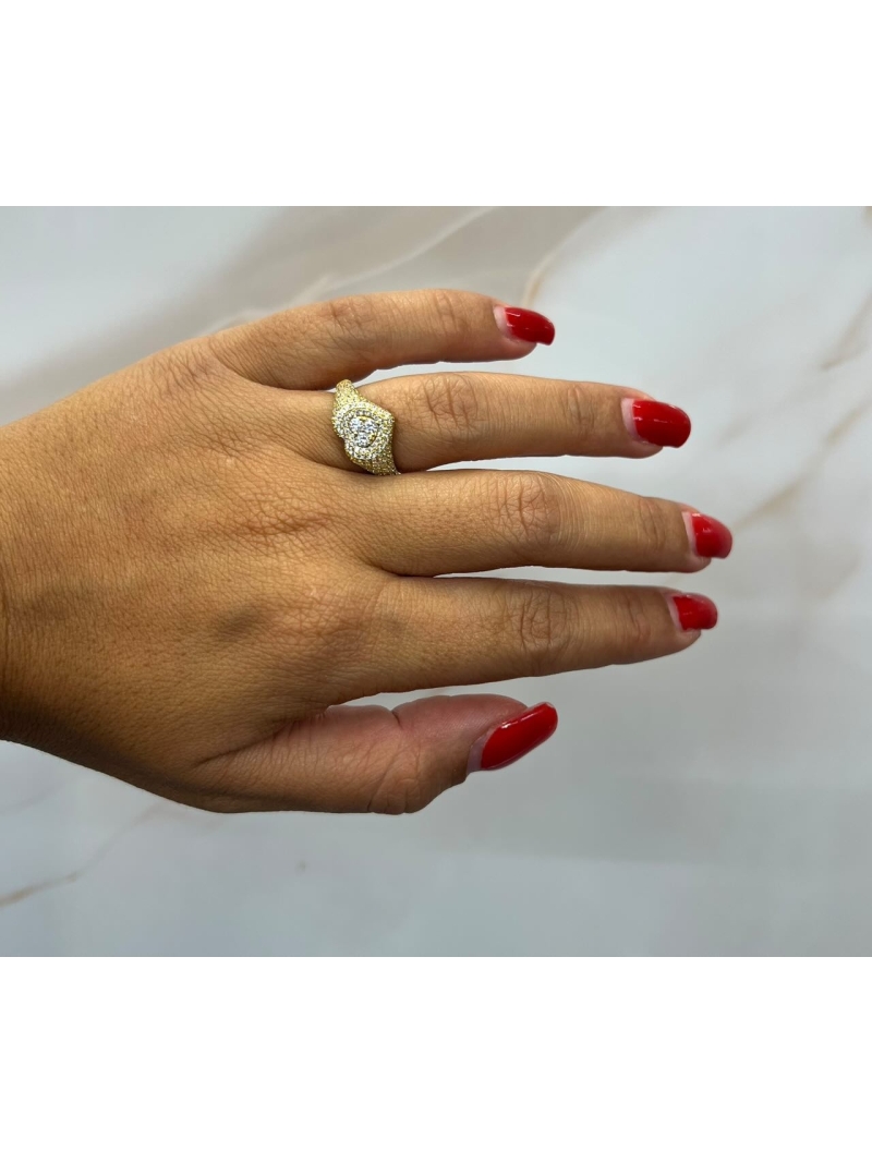 Acquista ora Anello cuore con 3 punti luce su elefantebianco.jewelry