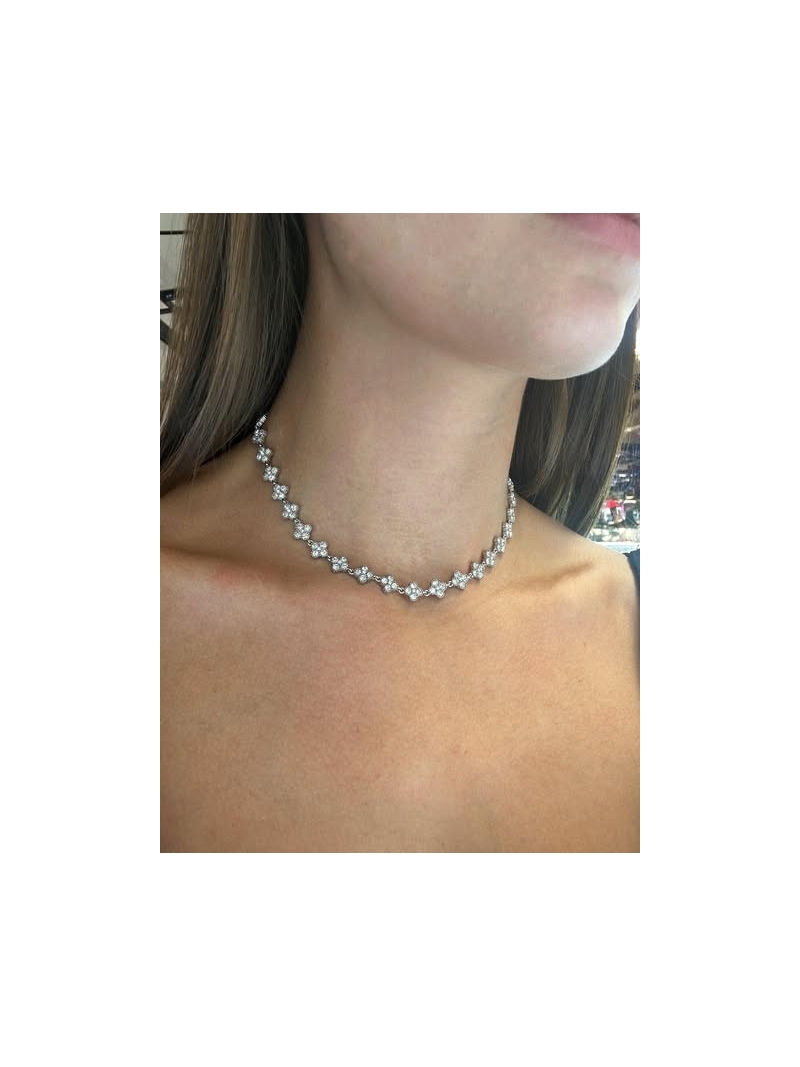 Acquista ora Collana tutti fiori su elefantebianco.jewelry