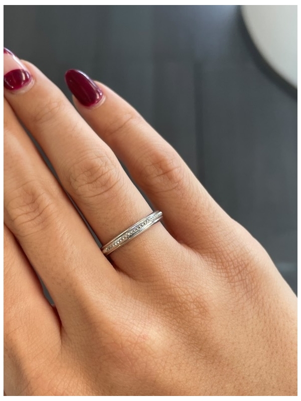 Acquista ora fedina con effetto diamantato centrale su elefantebianco.jewelry