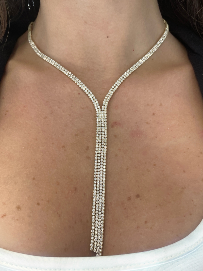 Acquista ora collana capodanno su elefantebianco.jewelry