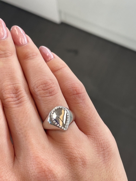Acquista ora anello chevalier goccia con zirconi su elefantebianco.jewelry 2