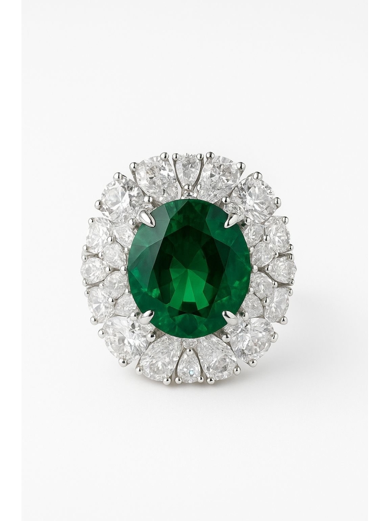 Acquista ora anello taglio ovale zircone verde su elefantebianco.jewelry