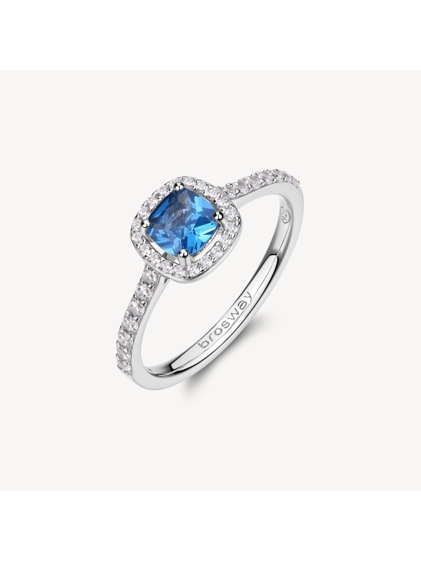 Acquista ora anello quadrato zirconato su elefantebianco.jewelry