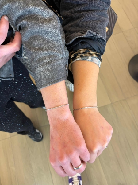 Acquista ora prenotazione bracciale saldato al polso filo semplice acciaio su elefantebianco.jewelry