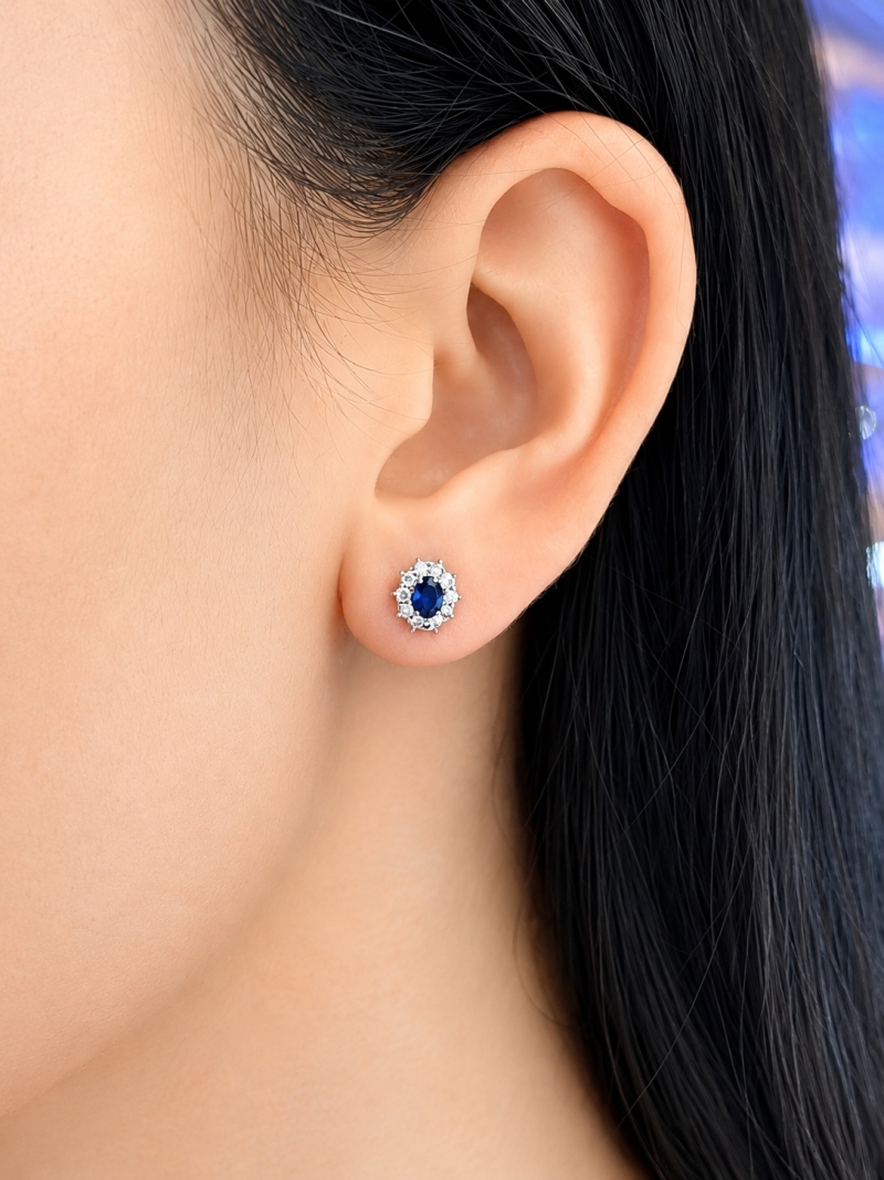 Acquista ora orecchini mini kate rodio su elefantebianco.jewelry