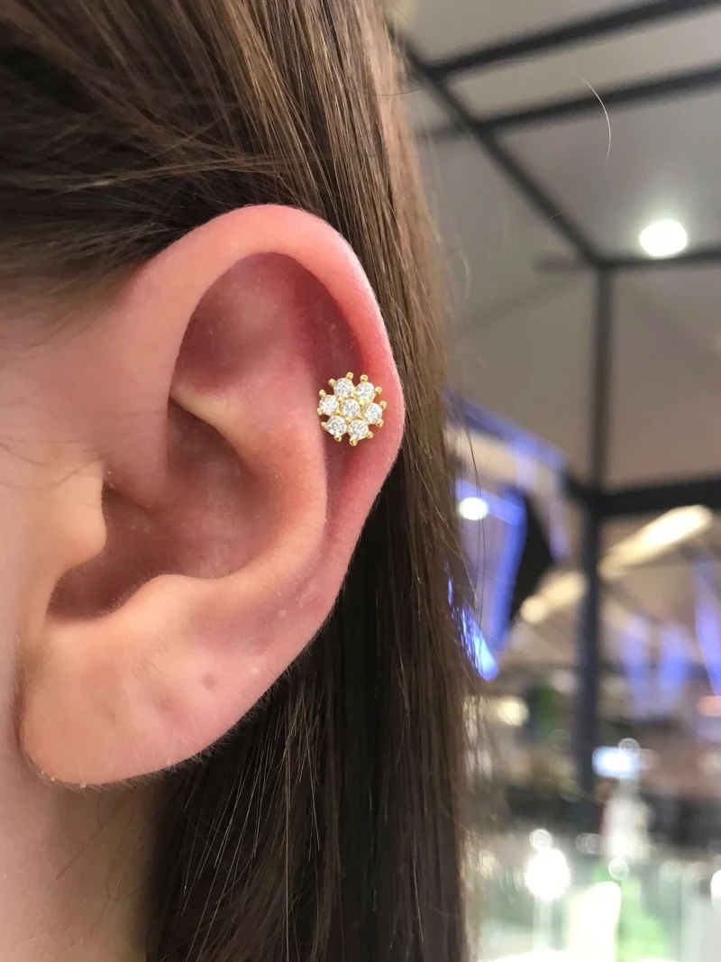 Acquista ora Piercing los angeles (bianco) su elefantebianco.jewelry