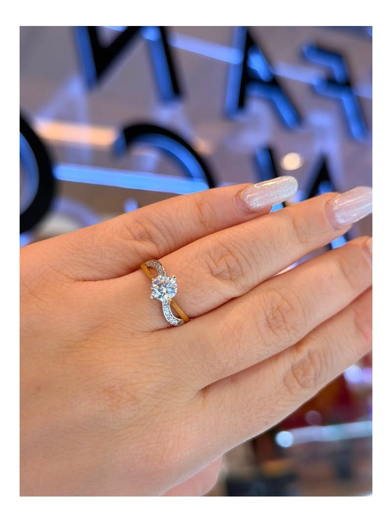 Acquista ora anello punto luce bicolore con zirconi oro 750 su elefantebianco.jewelry