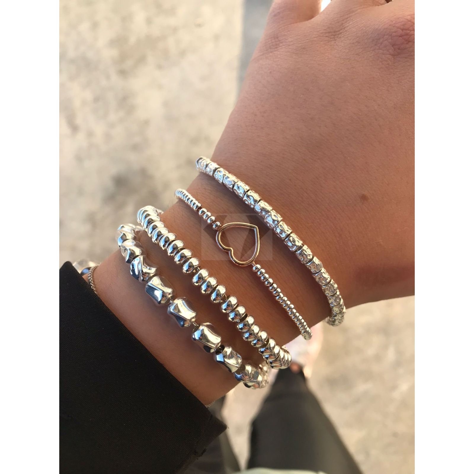 Acquista ora Bracciale modello dodo con cuore vuoto su elefantebianco.jewelry